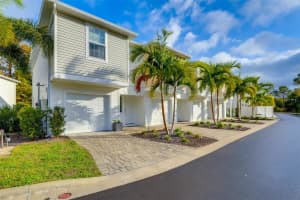 2441 6TH AVENUE DRIVE, BRADENTON, FL 34208 - MLS#MFRTB8484801