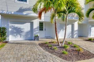 2441 6TH AVENUE DRIVE, BRADENTON, FL 34208 - MLS#MFRTB8484801