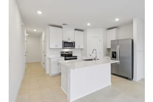 694 MUHLY WAY, LADY LAKE, FL 32159 - MLS#MFRTB8484816