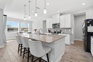 12112 RUSTIC RIVER WAY, TAMPA, FL 33635 - MLS#MFRTB8484843