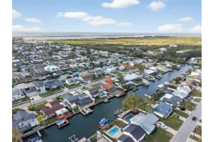 8711 BAY CREST LANE, TAMPA, FL 33615 - MLS#MFRTB8484861