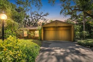 2411 PHEASANT LN, BRADENTON, FL 34209 - MLS#MFRTB8484895