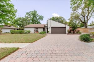 8222 LA SERENA DRIVE, TAMPA, FL 33614 - MLS#MFRTB8484918