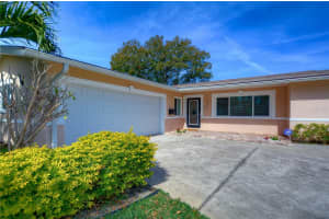 2645 63RD AVENUE, ST PETERSBURG, FL 33712 - MLS#MFRTB8484940