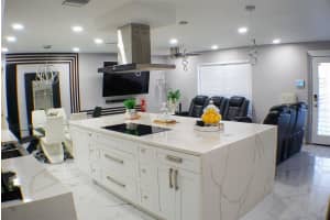 6816 CREEK DRIVE, TAMPA, FL 33615 - MLS#MFRTB8484962