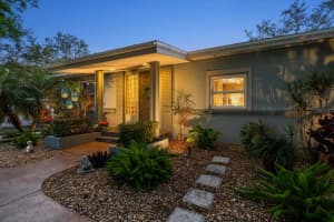 210 LIVE OAK LANE, LARGO, FL 33770 - MLS#MFRTB8485018