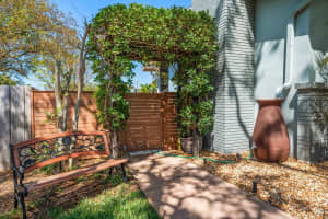 210 LIVE OAK LANE, LARGO, FL 33770 - MLS#MFRTB8485018