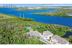 4624 WILLET COOPER COURT, TAMPA, FL 33619 - MLS#MFRTB8485042
