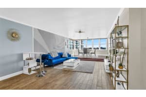 5130 BRITTANY DRIVE, ST PETERSBURG, FL 33715 - MLS#MFRTB8485132