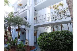 225 COUNTRY CLUB DRIVE, LARGO, FL 33771 - MLS#MFRTB8485144