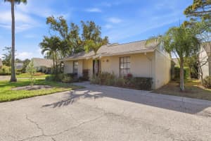 36 WINDRUSH BAY DRIVE, TARPON SPRINGS, FL 34689 - MLS#MFRTB8485215