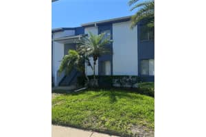 212 Cypress Ln, OLDSMAR