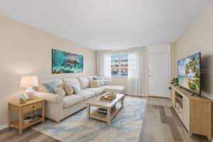 5095 BAY STREET, ST PETERSBURG, FL 33703 - MLS#MFRTB8485318