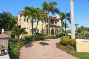 2050 COFFEE POT BOULEVARD, ST PETERSBURG, FL 33704 - MLS#MFRTB8485425