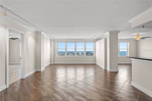 5200 BRITTANY DRIVE, ST PETERSBURG, FL 33715 - MLS#MFRTB8485456