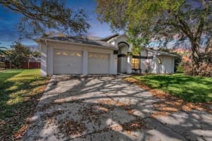 9020 Tournament Dr, HUDSON