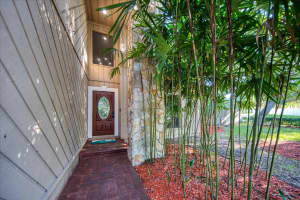 13703 OAK FOREST BOULEVARD, SEMINOLE, FL 33776 - MLS#MFRTB8485534