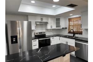 4015 ASHFORD GREEN PLACE, TAMPA, FL 33613 - MLS#MFRTB8485606