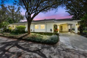2004 HALIDOM WAY, SUN CITY CENTER, FL 33573 - MLS#MFRTB8485610