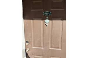 10764 70TH AVENUE, SEMINOLE, FL 33772 - MLS#MFRTB8485639