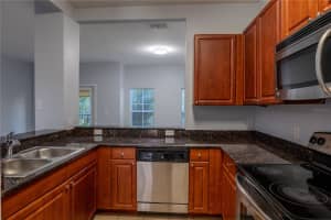 8208 DOWNPATRICK COURT, TAMPA, FL 33610 - MLS#MFRTB8485657
