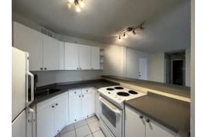 3315 58TH AVENUE, ST PETERSBURG, FL 33712 - MLS#MFRTB8485720