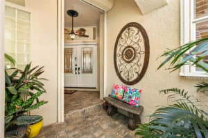 380 FAN PALM COURT, ST PETERSBURG, FL 33703 - MLS#MFRTB8485760