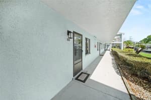 303 MARTHA LANE, OLDSMAR, FL 34677 - MLS#MFRTB8485863