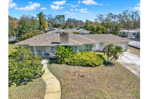 423 48th St N, ST PETERSBURG