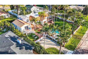 236 San Salvador Dr, DUNEDIN