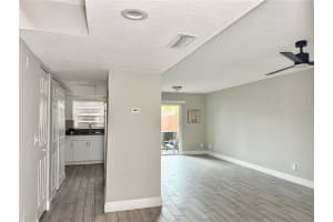 5129 TENNIS COURT CIRCLE, TAMPA, FL 33617 - MLS#MFRTB8485922