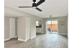 5129 TENNIS COURT CIRCLE, TAMPA, FL 33617 - MLS#MFRTB8485922