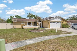 522 WYNNWOOD DRIVE, BRANDON, FL 33511 - MLS#MFRTB8485927