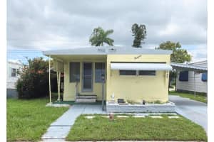 707 49th Avenue Dr W, BRADENTON