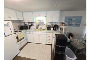 707 49TH AVENUE DRIVE, BRADENTON, FL 34207 - MLS#MFRTB8485978