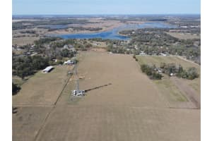 10740 FORT KING ROAD, DADE CITY, FL 33525 - MLS#MFRTB8486013