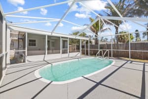 124 85TH AVENUE, ST PETERSBURG, FL 33702 - MLS#MFRTB8486019