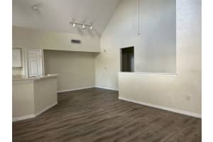 9846 LAKE CHASE ISLAND WAY, TAMPA, FL 33626 - MLS#MFRTB8486048