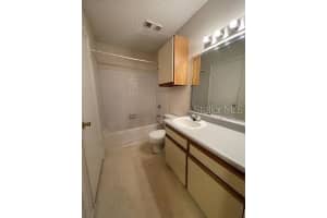 8653 MALLARD RESERVE DRIVE, TAMPA, FL 33614 - MLS#MFRTB8486071