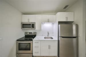 3710 DANNY BRYAN BOULEVARD, TAMPA, FL 33619 - MLS#MFRTB8486126