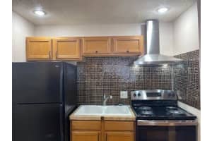 9105 HILLSBOROUGH AVENUE, TAMPA, FL 33615 - MLS#MFRTB8486129