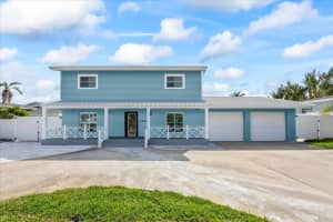 7886 9TH AVENUE, ST PETERSBURG, FL 33707 - MLS#MFRTB8486221