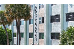 801 83RD AVENUE, ST PETERSBURG, FL 33702 - MLS#MFRTB8486259