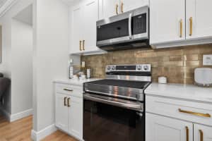 4420 POMPANO DRIVE, ST PETERSBURG, FL 33705 - MLS#MFRTB8486321