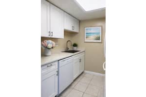 8921 BLIND PASS ROAD, ST PETE BEACH, FL 33706 - MLS#MFRTB8486327