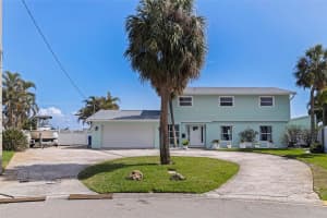3901 14TH STREET, ST PETERSBURG, FL 33703 - MLS#MFRTB8486421