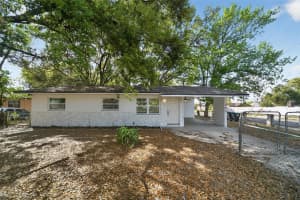 240 13TH STREET, APOPKA, FL 32703 - MLS#MFRTB8486422