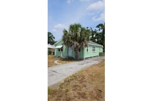 3825 49TH AVENUE, ST PETERSBURG, FL 33714 - MLS#MFRTB8486507