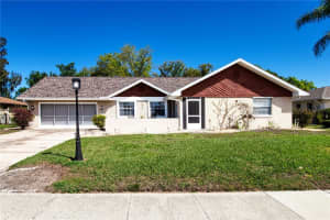 203 AMESBURY CIRCLE, SUN CITY CENTER, FL 33573 - MLS#MFRTB8486521