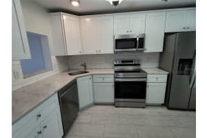 729 CAPRI ISLES BOULEVARD, VENICE, FL 34292 - MLS#MFRTB8486608